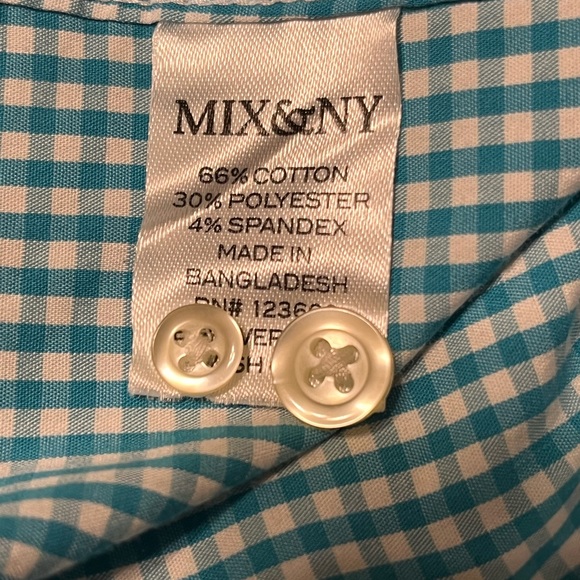 Button Down - Picture 4 of 5